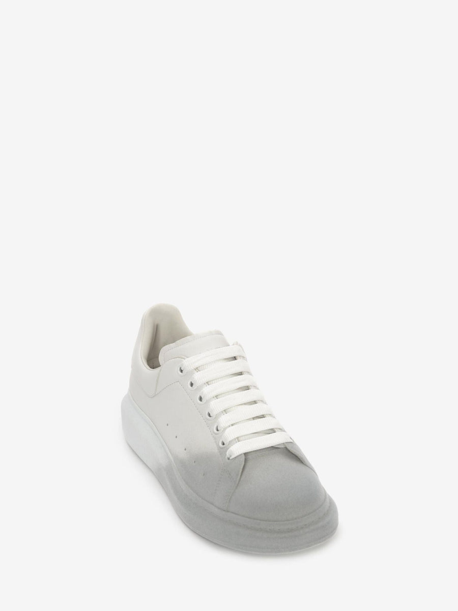 Alexander McQueen Oversized Sneaker in Grey Melange - THE LIMITED CLUB