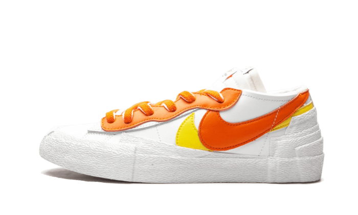 Blazer Low Sacai White Magma Orange - THE LIMITED CLUB