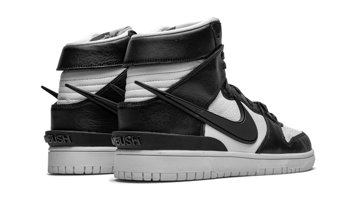 Dunk High Ambush Black White - THE LIMITED CLUB