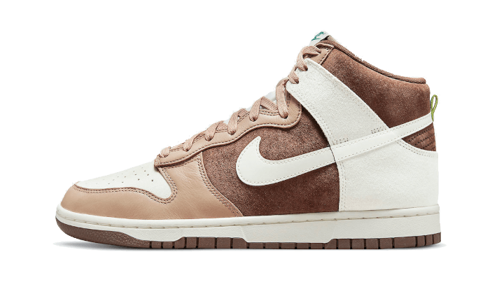 Dunk High Light Chocolate - THE LIMITED CLUB