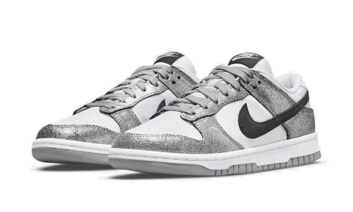 Dunk Low Golden Gals Metallic Silver - THE LIMITED CLUB