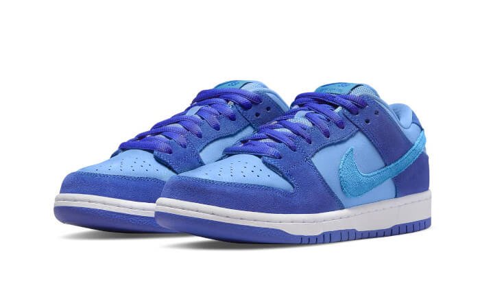 SB Dunk Low Blue Raspberry - THE LIMITED CLUB