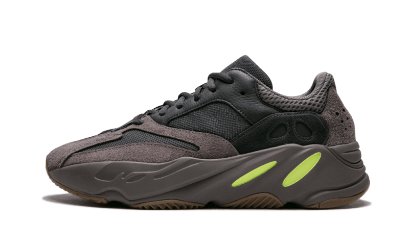 Yeezy 700 Mauve - THE LIMITED CLUB