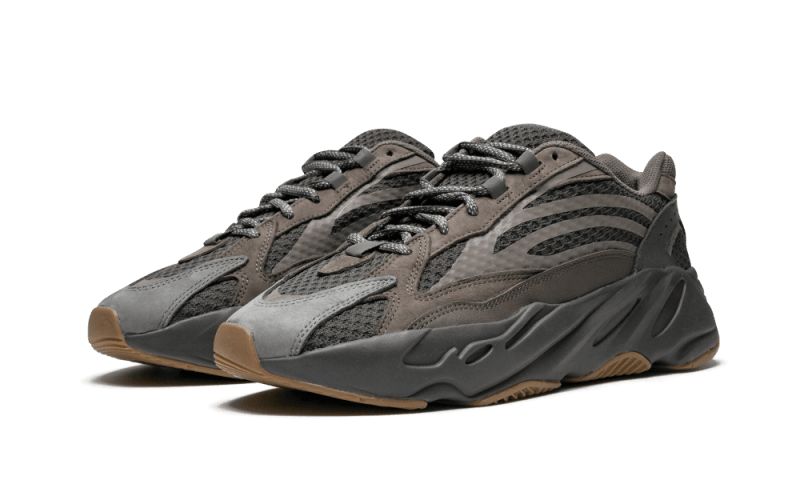 Yeezy 700 V2 Geode - THE LIMITED CLUB