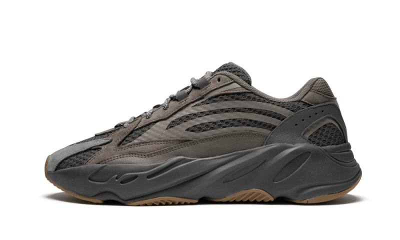 Yeezy 700 V2 Geode - THE LIMITED CLUB